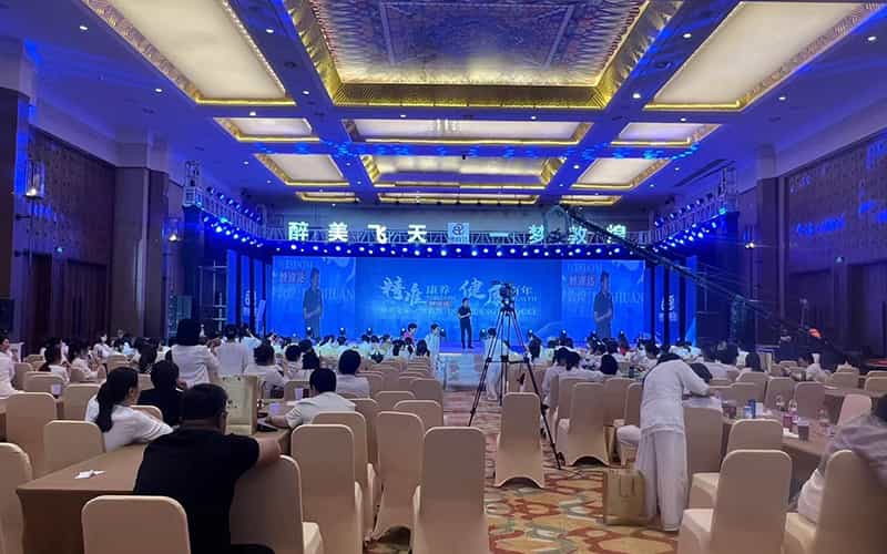 廣告物料制作會場布景舞臺搭建展位搭建舞臺燈光設備演藝音響高清LED屏 廣告物料制作會場布景舞臺搭建展位搭建舞臺燈光設備演藝音響高清LED屏